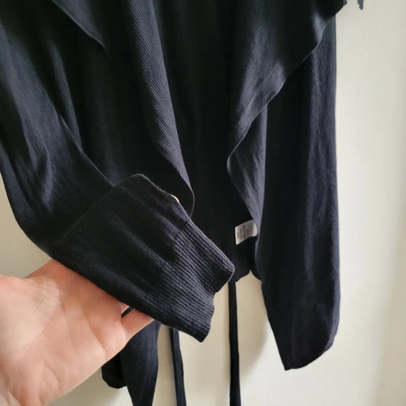 Aritzia Talula Babaton Open Drape Lagenlook Cardigan Silk Blend Basic - Picture 5 of 10